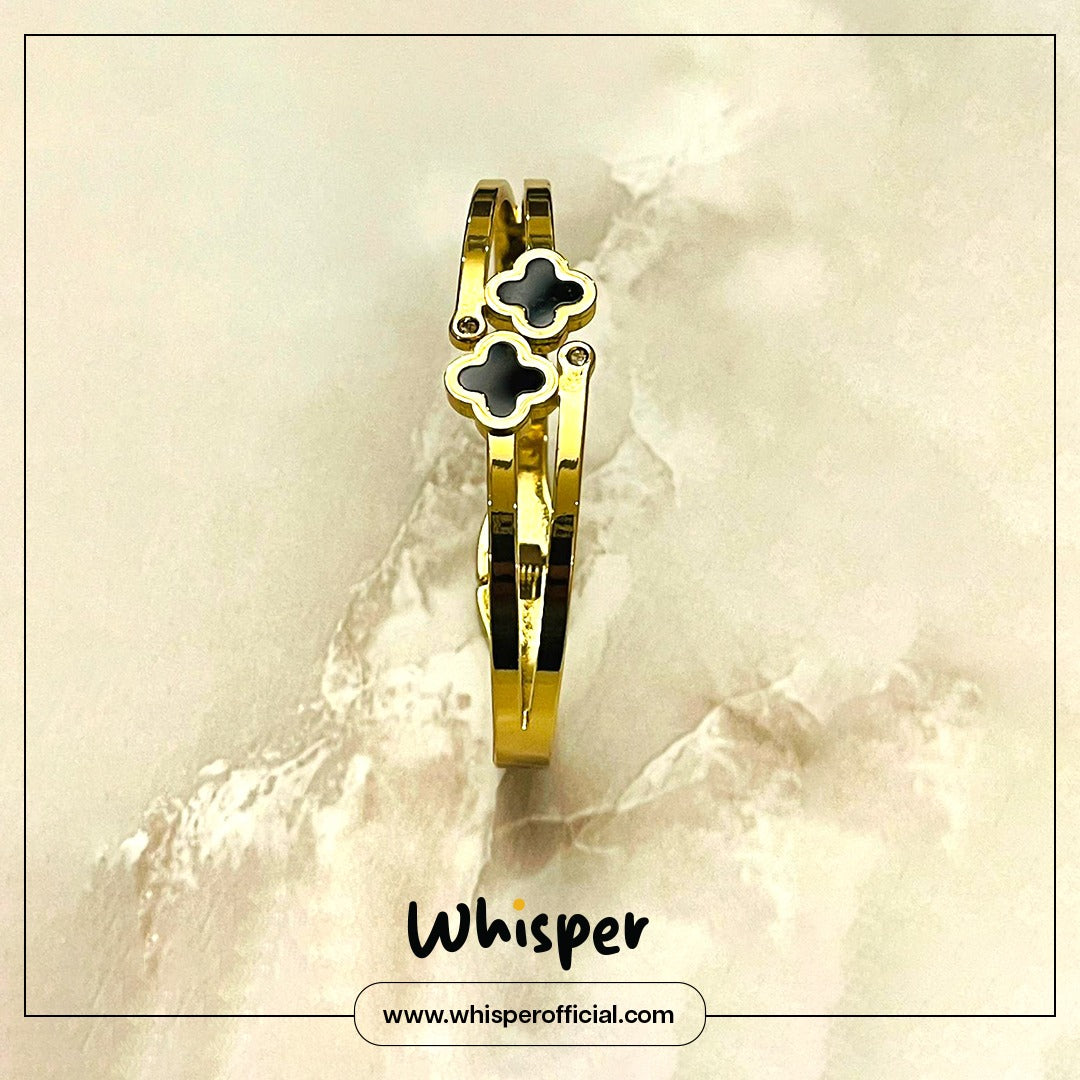 Midnight Clover Elegance Bangle