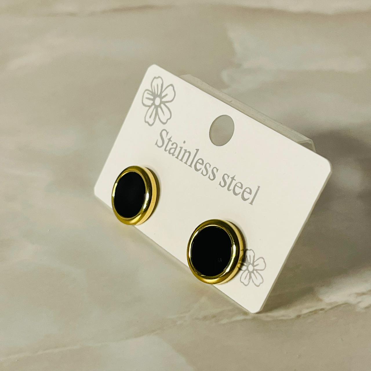 Black Gloss Dome Studs