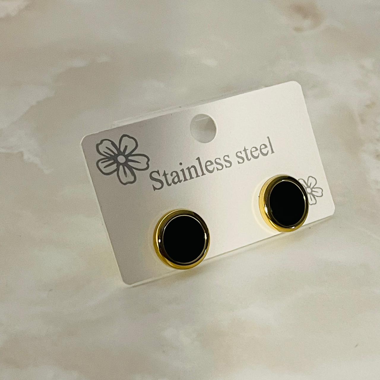 Black Gloss Dome Studs