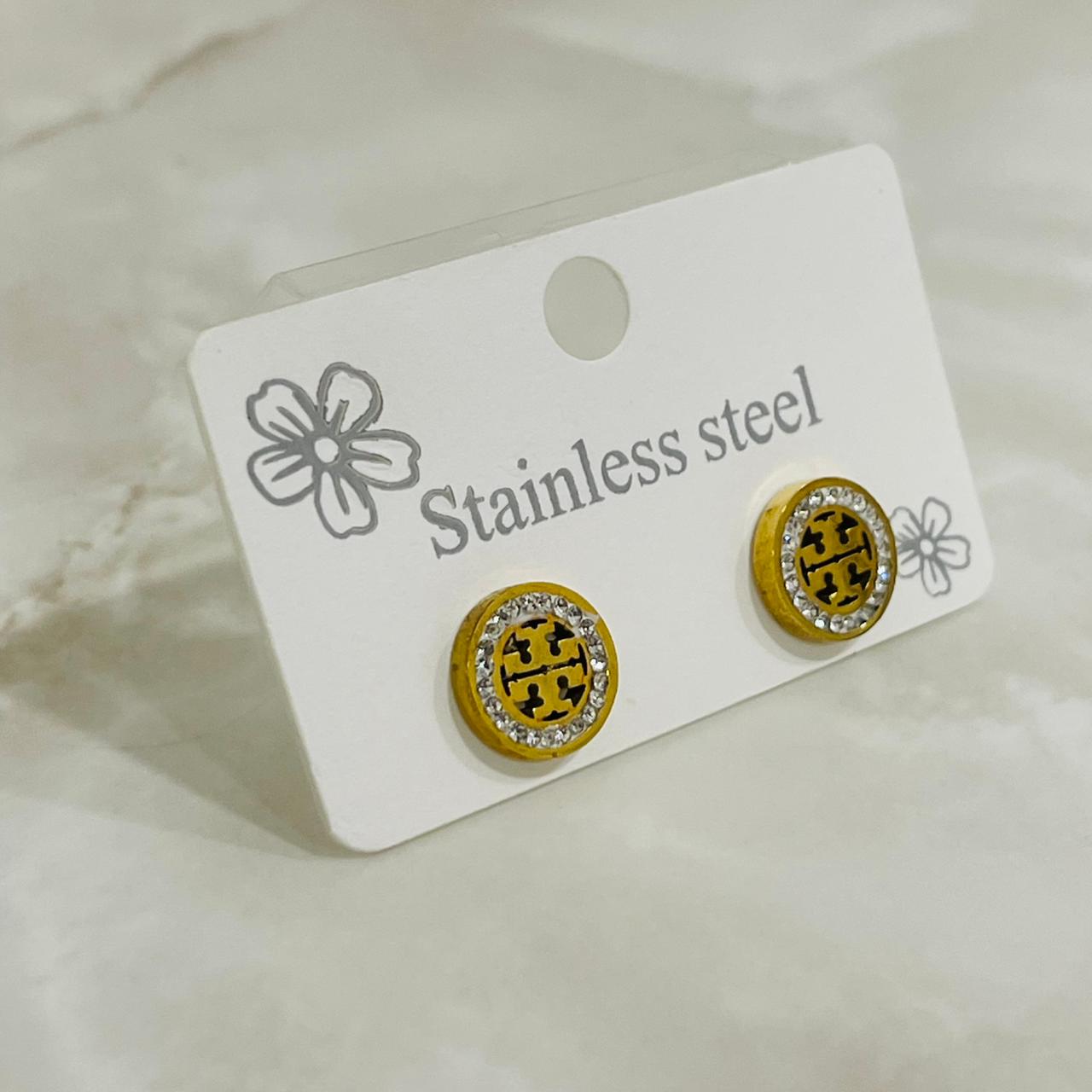 (Crystal Halo Classic Studs)