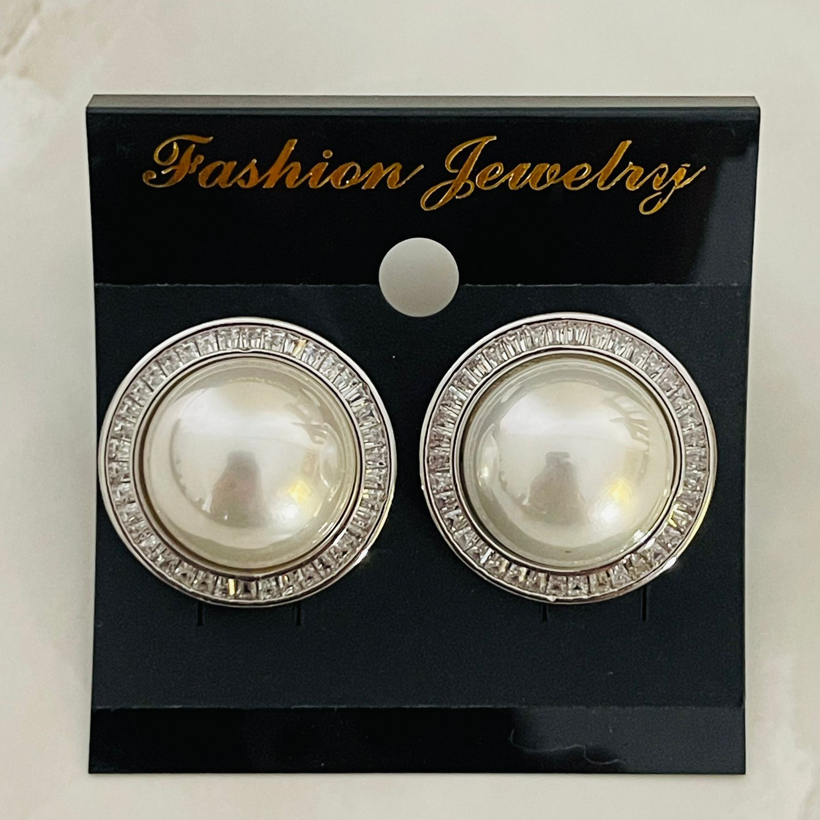 (Classic Pearl Stud – Silver Tone)