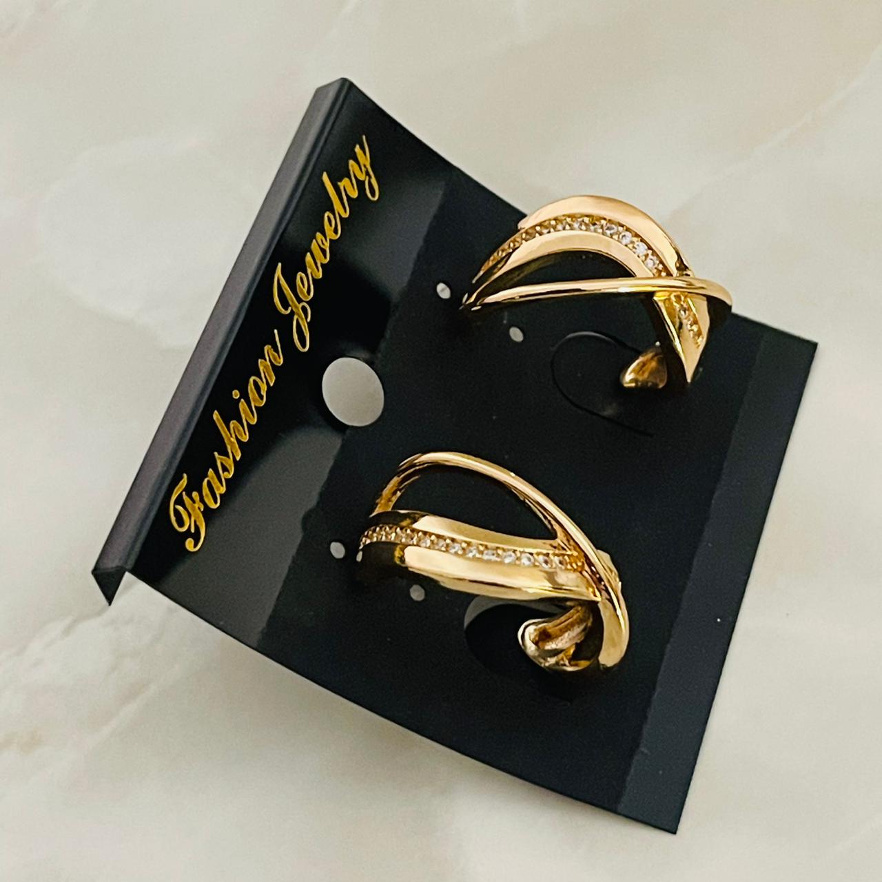 (Gold Cross Twist Earrings)