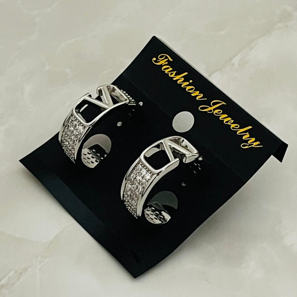 Silver Hoop Style Earrings)