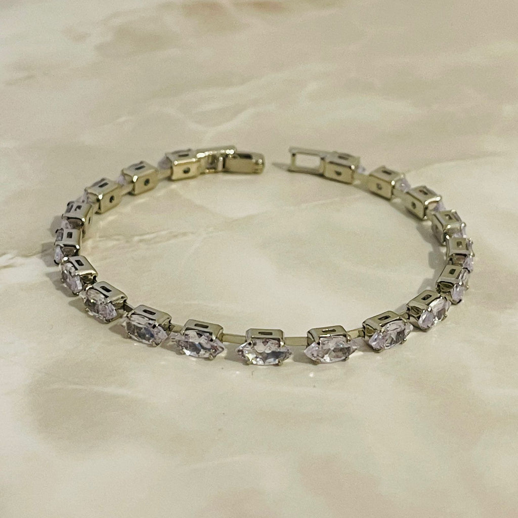 Silver Sparkle Stone Bracelet