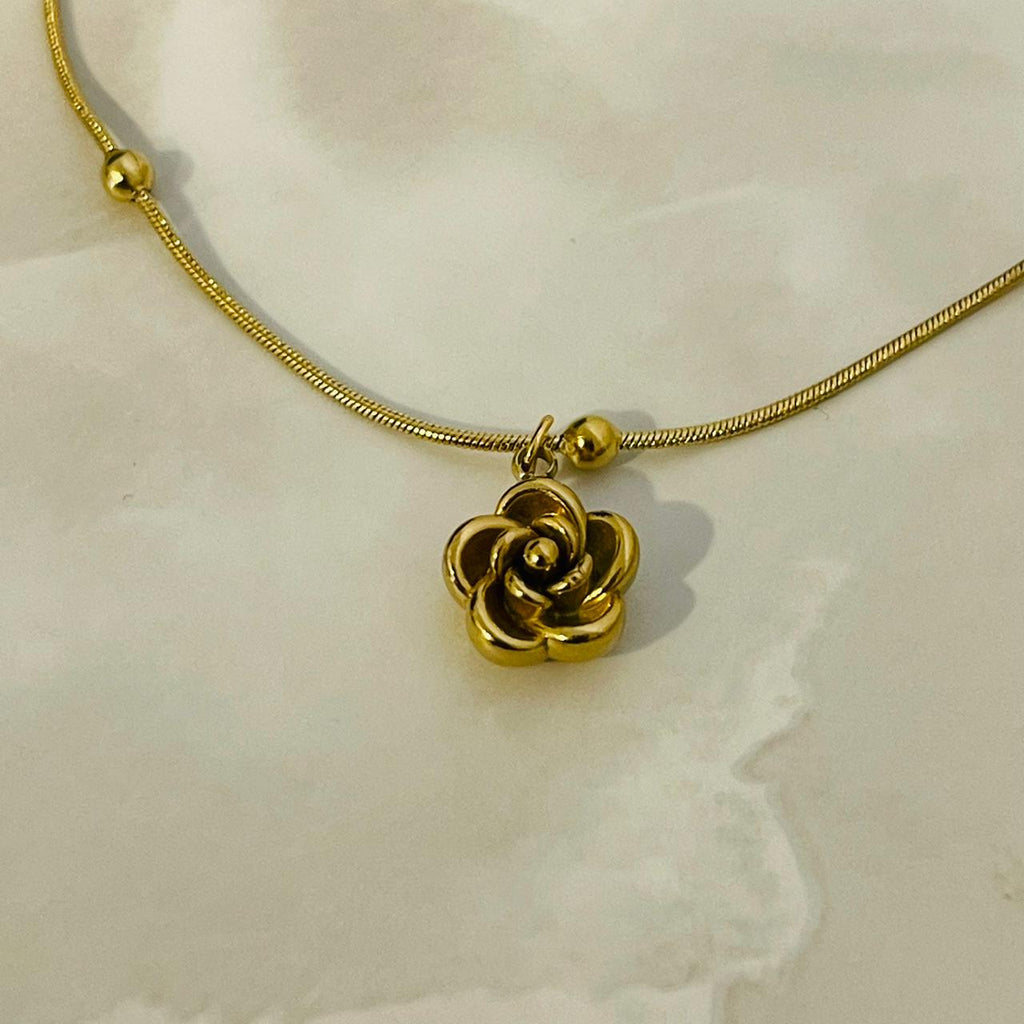 Rose Charm Bracelet Description: