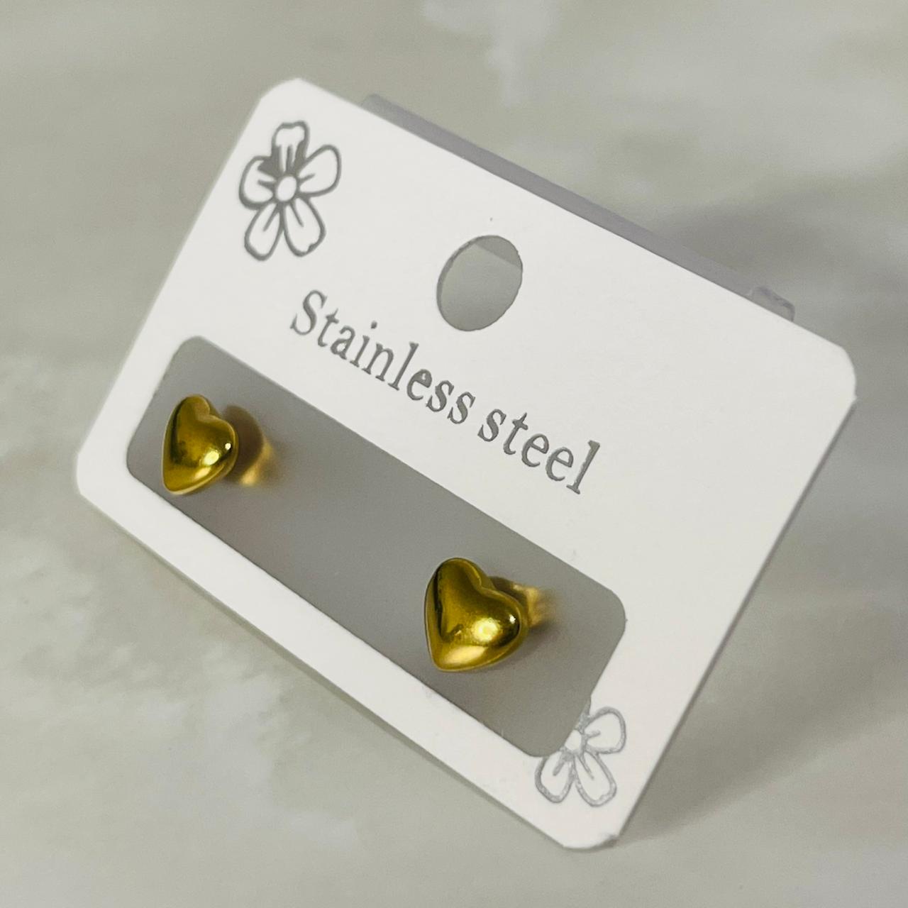 (Mini Gold Heart Studs)